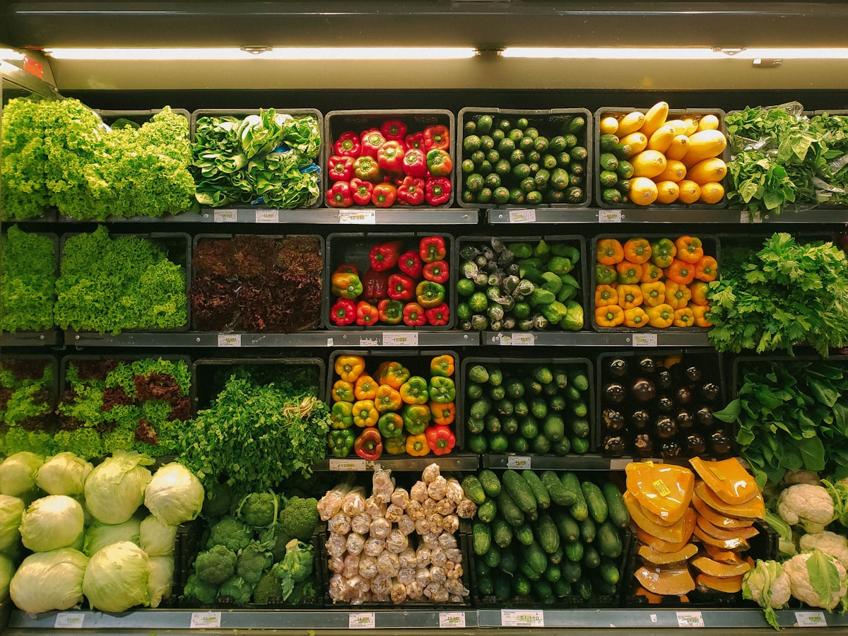 Fresh food and beverage products supply
